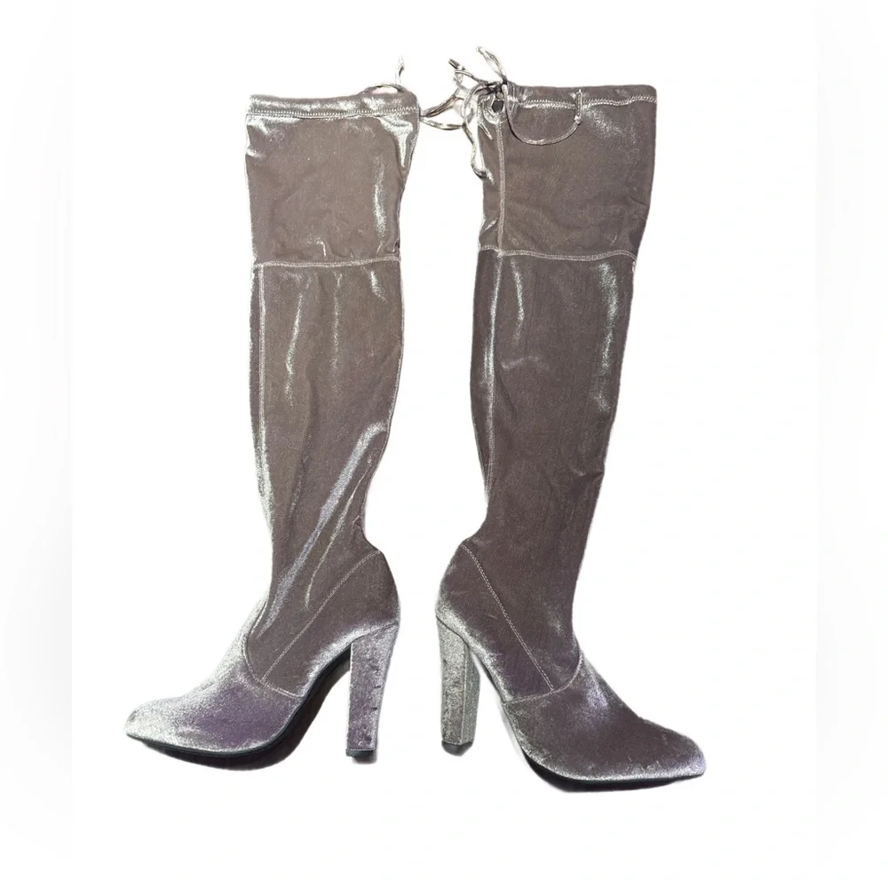 Steve Madden | Gorgeous Taupe Knee-High Women's Velvet Boots
